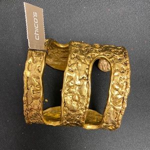 COPY - Gold cuff bracelet